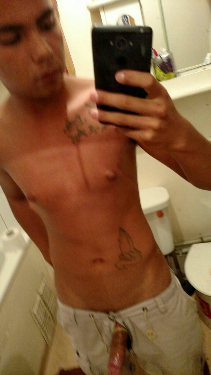 latino-teen-dick-pic